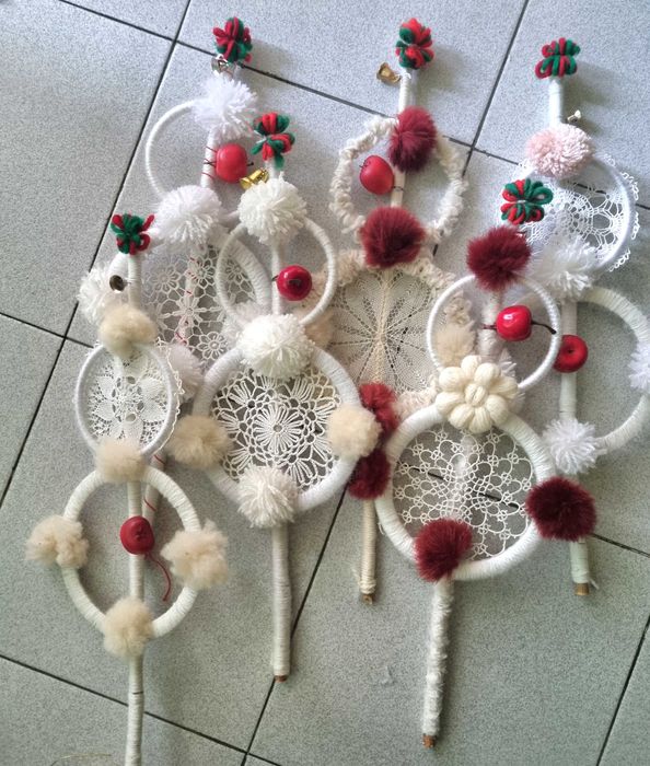 Сурвачки различни модели, 50 см.