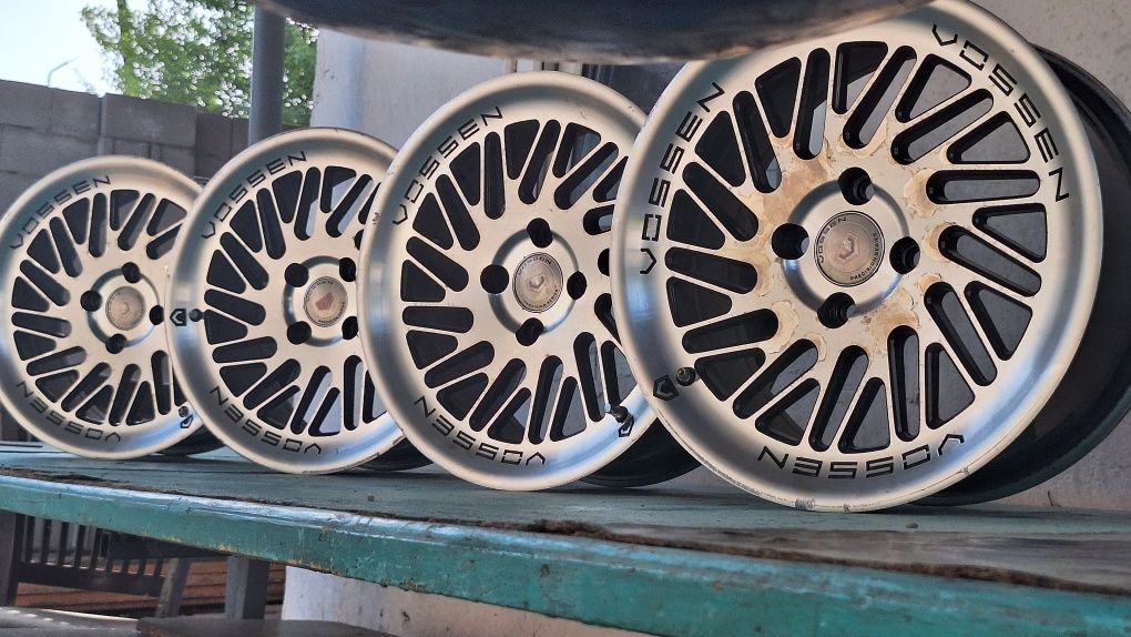 Продам диски 4.100 vossan 15 размер