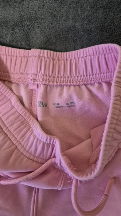 2 броя широки дънки и спортен панталон на Zara i h&m