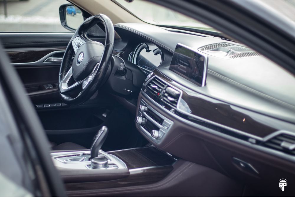 Bmw sera7 740xd 320 cp