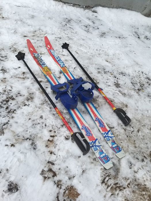 Лыжи детские с лыжным палками