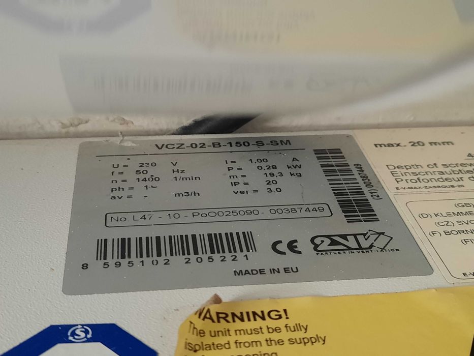 Perdea de aer si raft paine