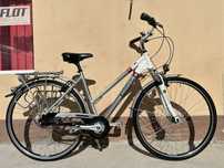 Bicicleta oras Pegasus 28 Inch Aluminiu 8 viteze Nexus dinam dama