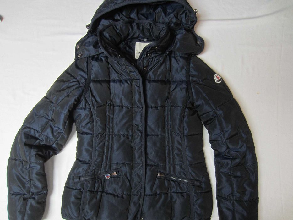 Geaca dama Premium, masura S-M, gluga, stare f.buna