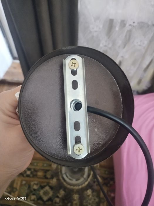 Люстра            .