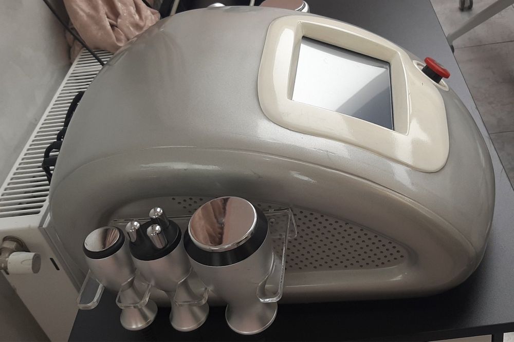 Апарат за кавитация,ултразвук,радиочестота и дотон терапия