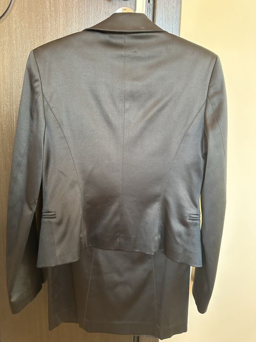 Дамски костюм Dika