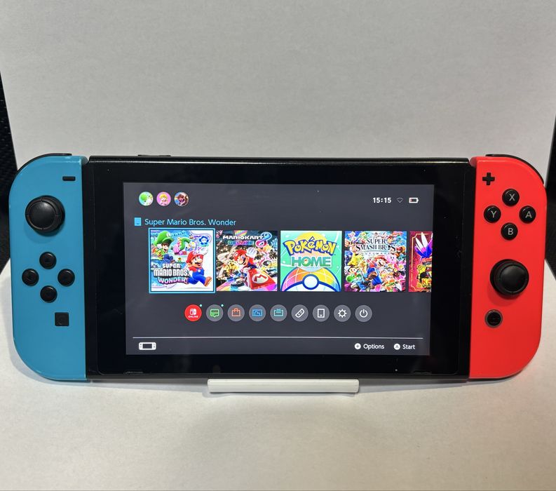 MDM vinde: Consola Nintendo Switch HAC-001(-01).
