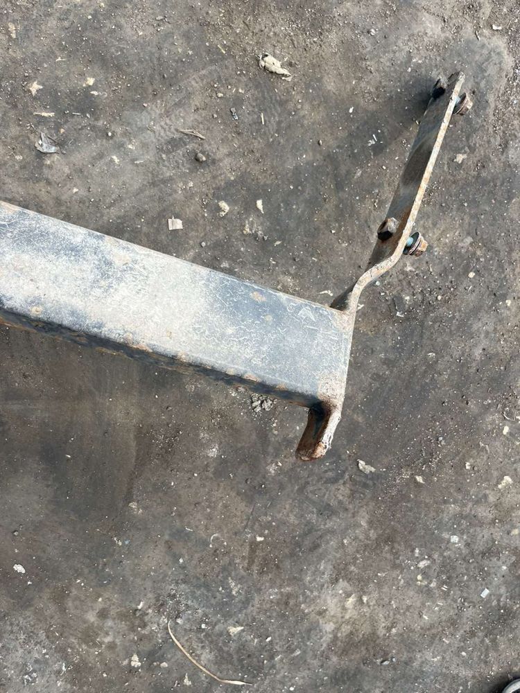 Теглич за Vw Touaran 1t0803881 b оригинален vw с модул 00-1257