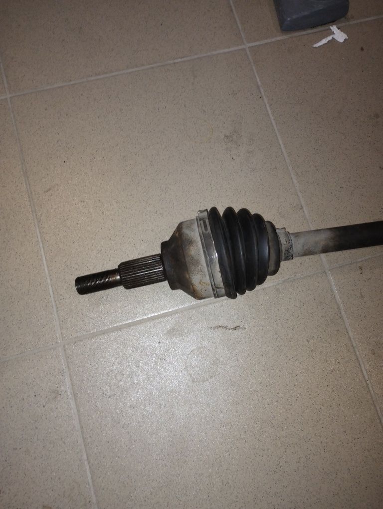 Полуоска Dodge Juorney/Fiat frimont