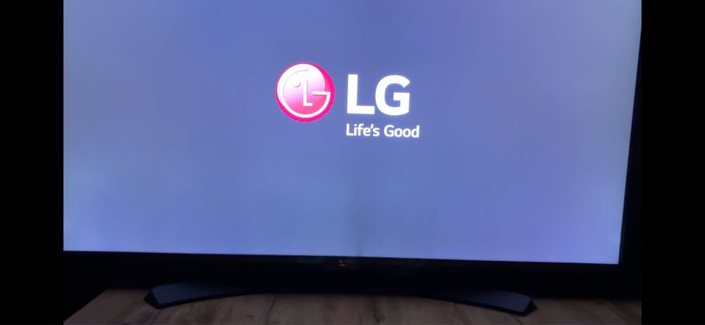 Smart TV 55” LG 55UH661V - за части