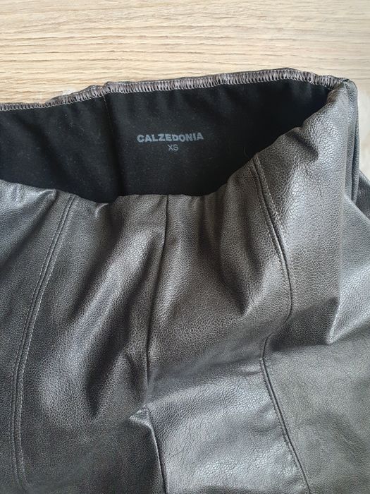 Кожен панталон Calzedonia XS