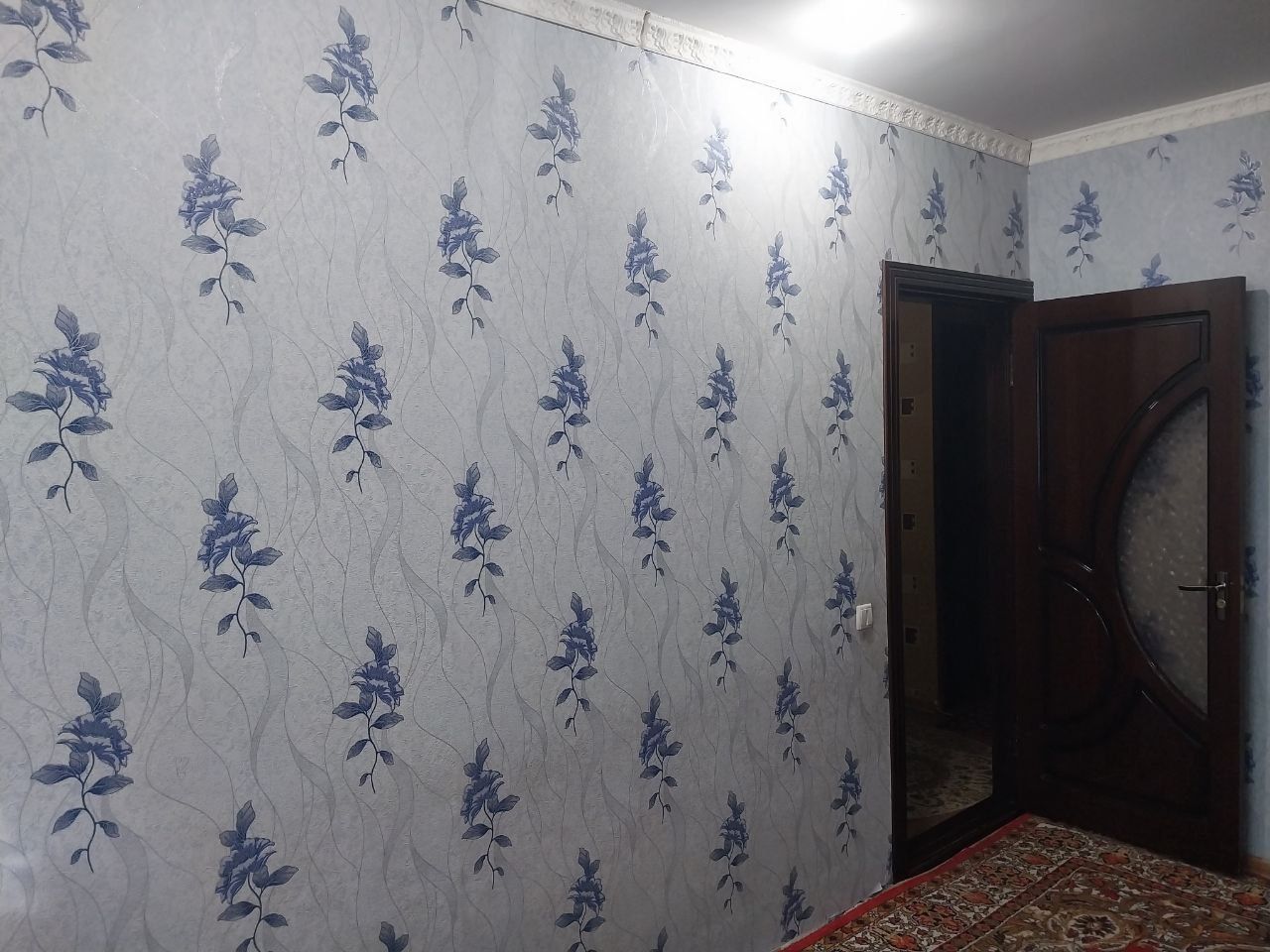 Продаётся 3× комнатная квартира в Шарк 1 базарчика