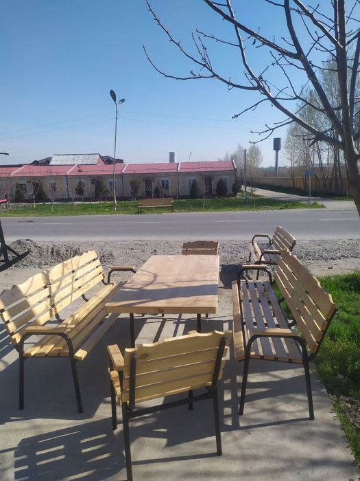 Stol stul. Samarqand dastavka