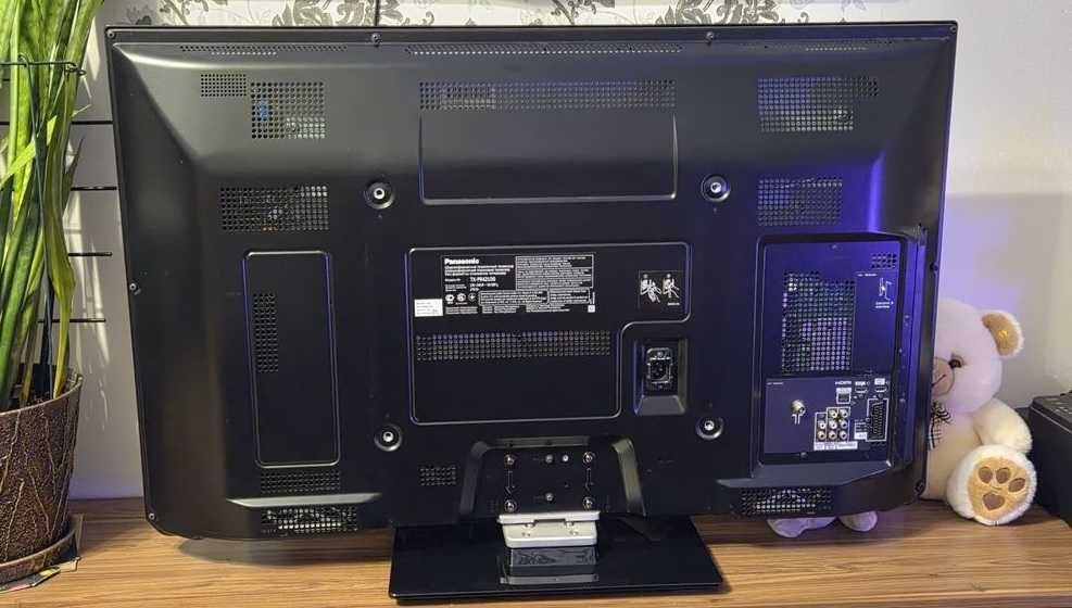 Диагональ 81 см Panasonic с смарт ТВ, Wi-Fi, YouTube, фильмы, мультики