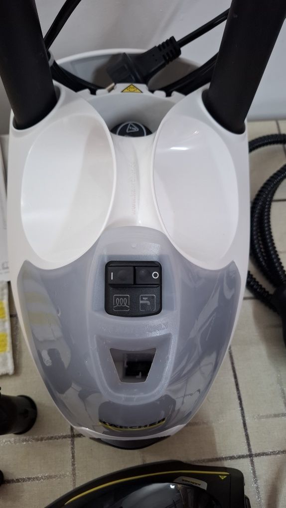 Парочистачка и ютия Kärcher SC 4 EasyFix iron,3.5bar,4мин,2000W,2 резр