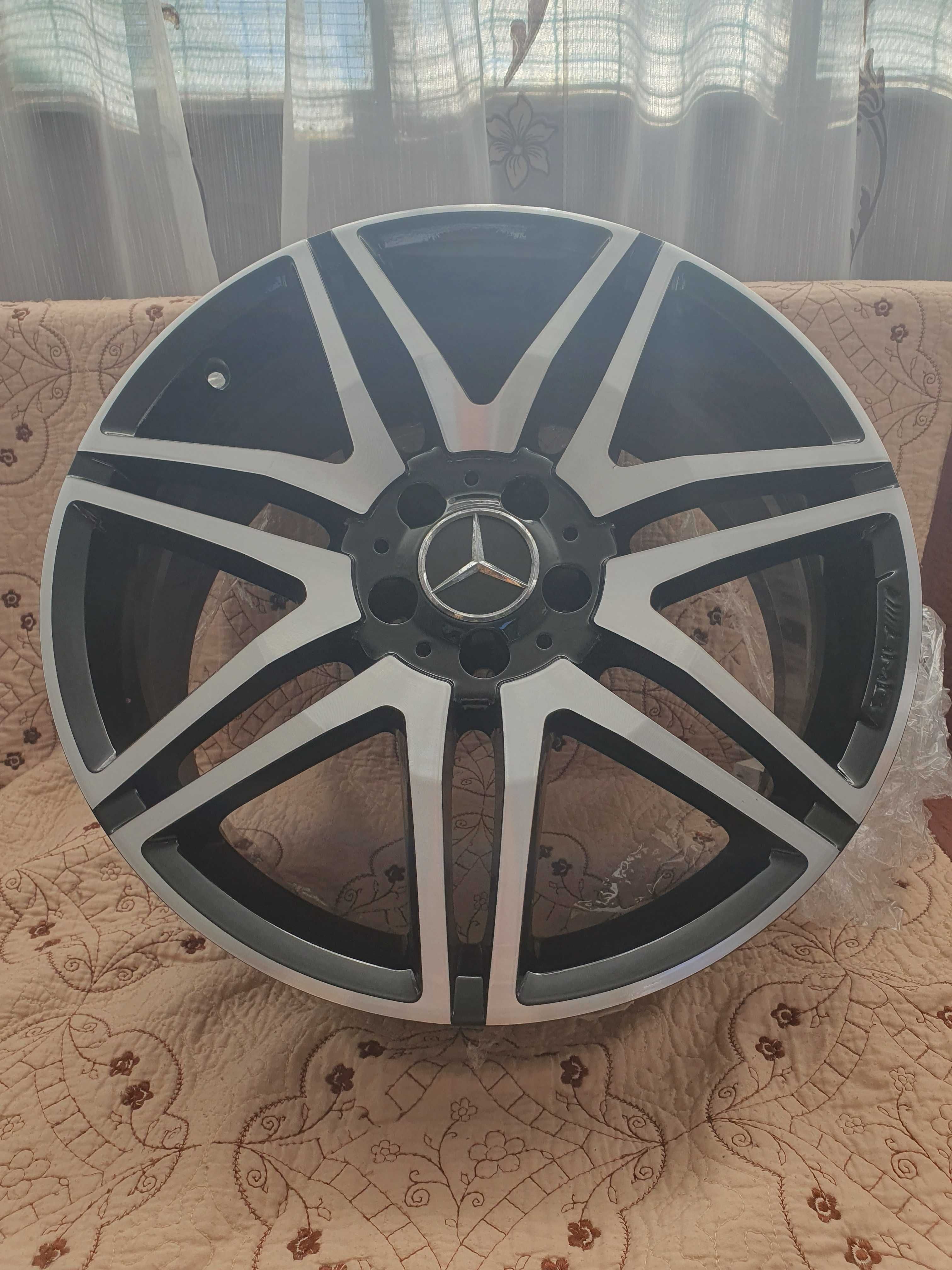 Jante ORIGINALE mercedes V classe / Vito AMG r19