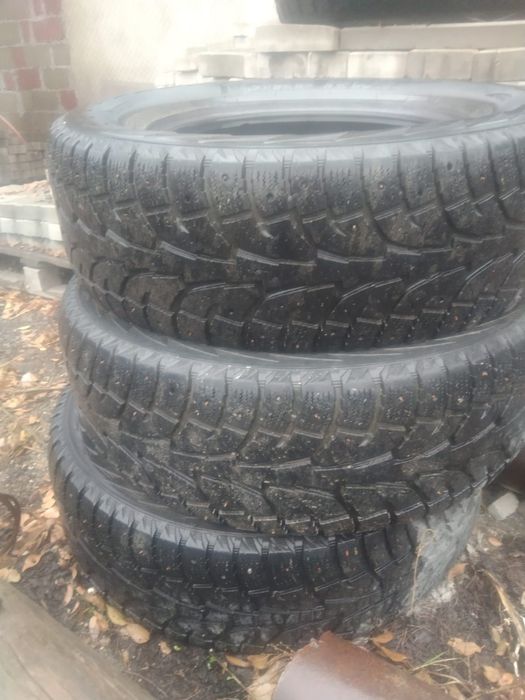 Продам зимние шины