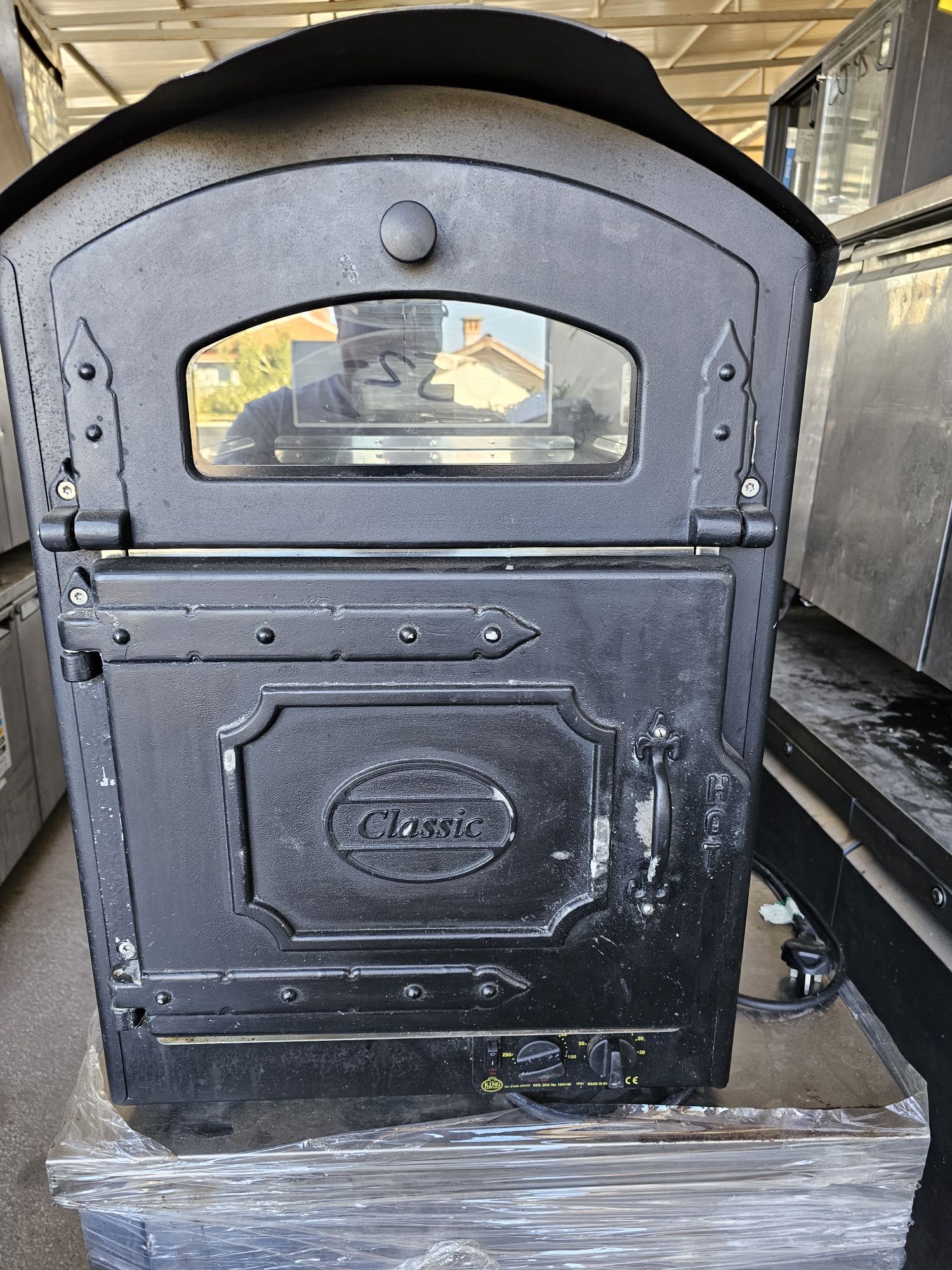 Викториан Бакемар XB Potato Oven Electric Black 2200лв,