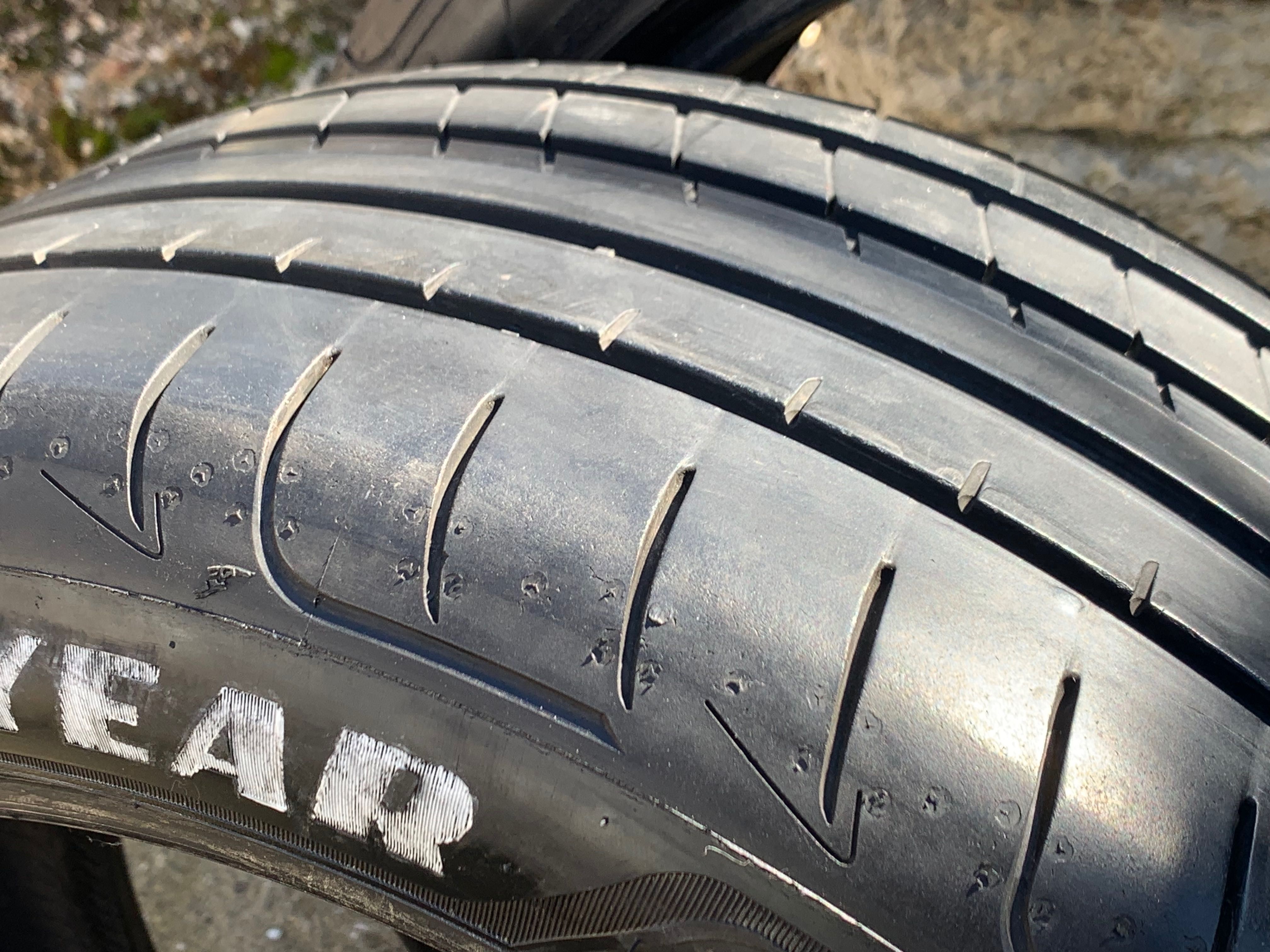 Летни гуми Goodyear Run Flat 255/40/18