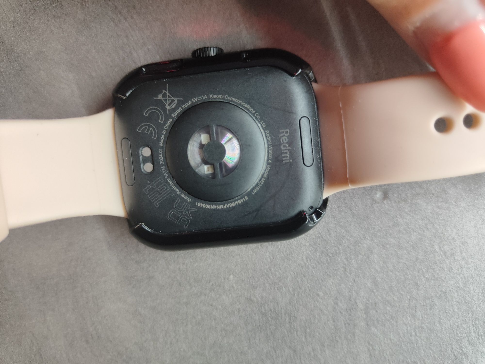Часовник Redmi watch 4