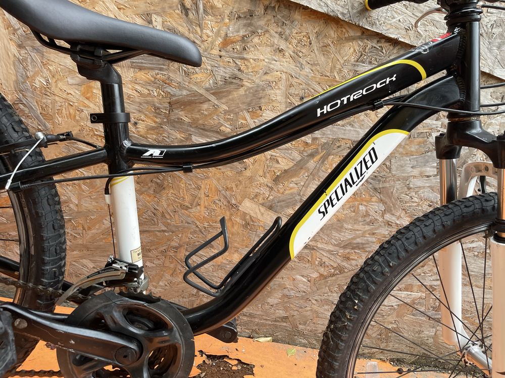 Bicicleta specialized hotrock cadru aluminiu roti 24”