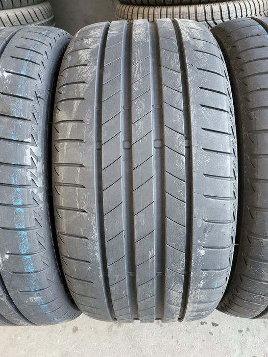 255/40/18//225/45/18 BRIDGESTONE