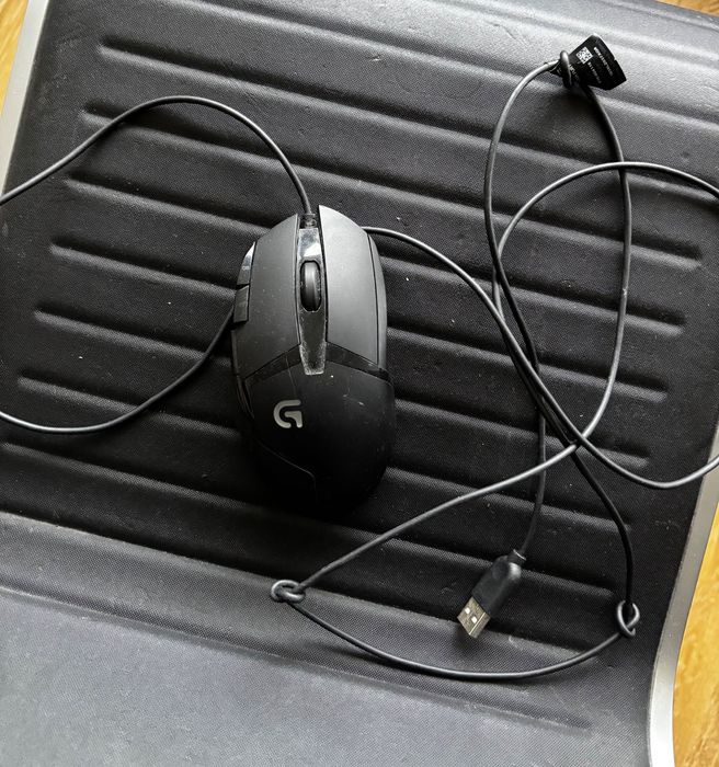 Мишка Logitech G402