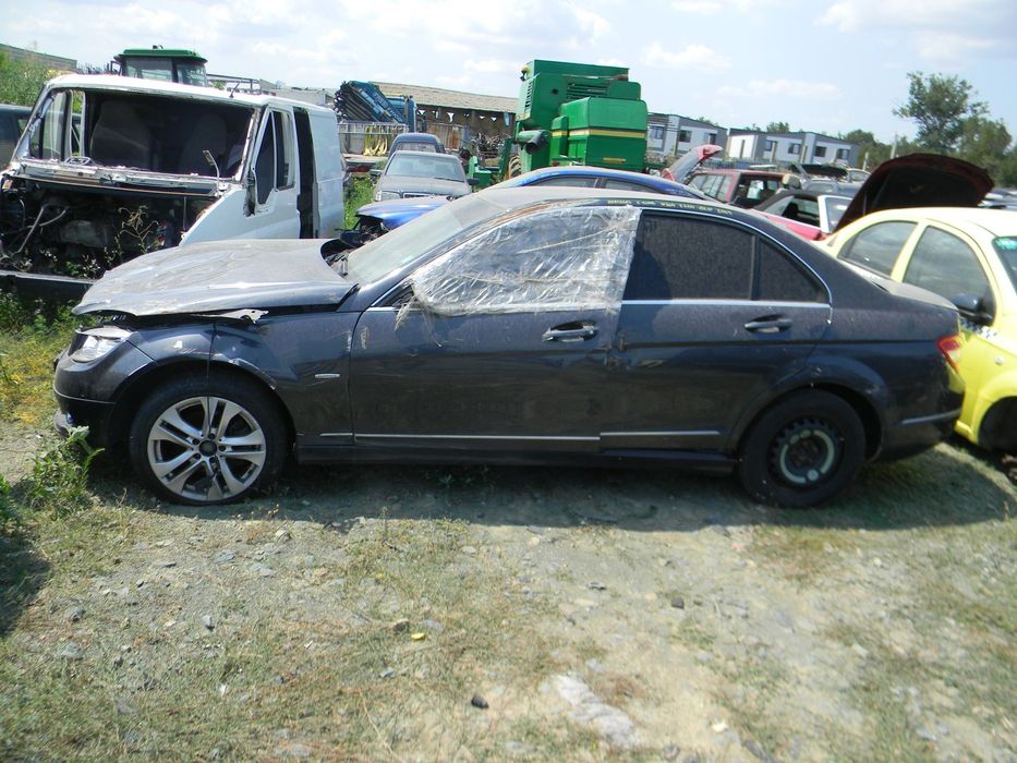 Dezmembrari  Mercedes-Benz C-CLASS (W204)  2007  > 2014 C 200 CDI (20