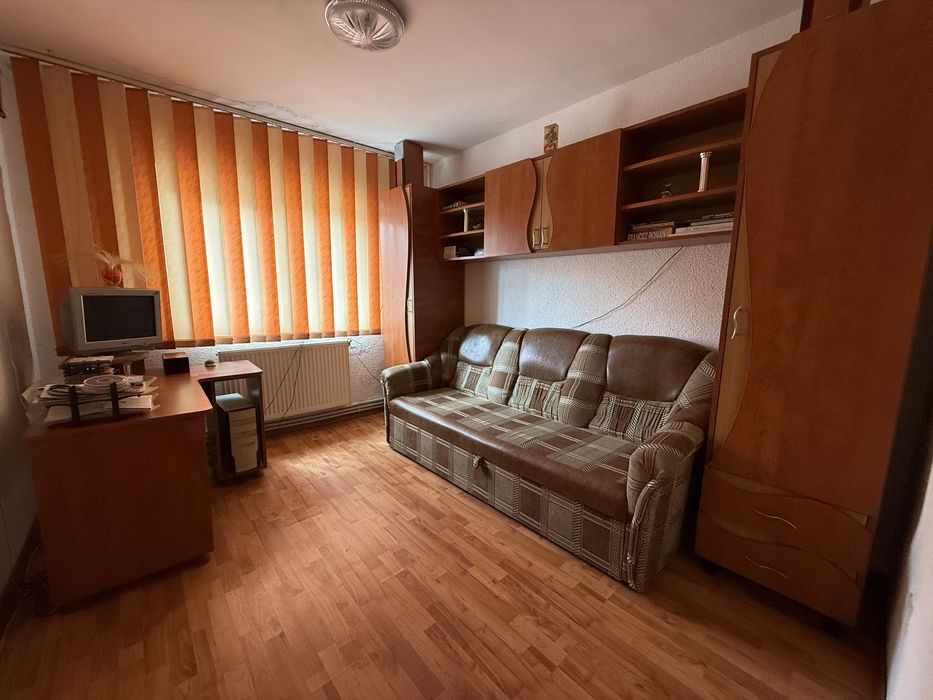 Tandarei (Ialomita), Apartament 3 camere, 70 mp