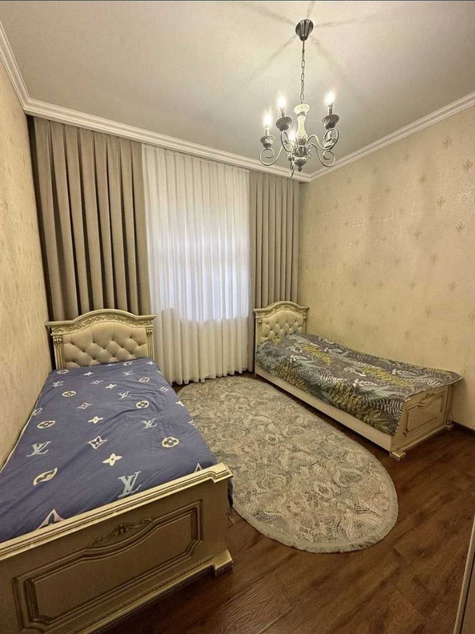 Продаётся Евродом на Циолковском, 4-соток (N 8899)