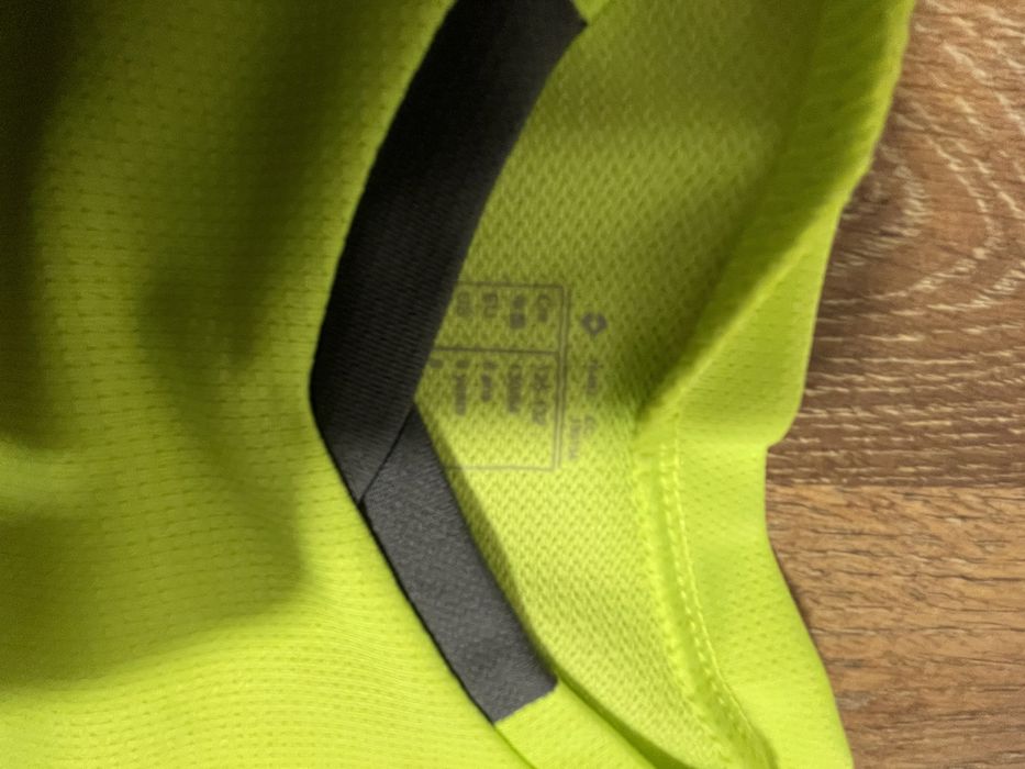 Tricouri Kipsa 8-10 ani