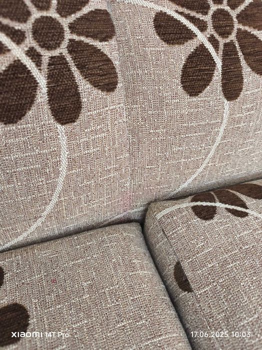 Предлагам пране на дивани,столове,матраци и тапицерия на коли