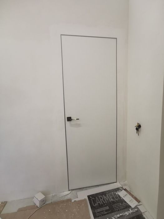 Установка межкомнатных дверей