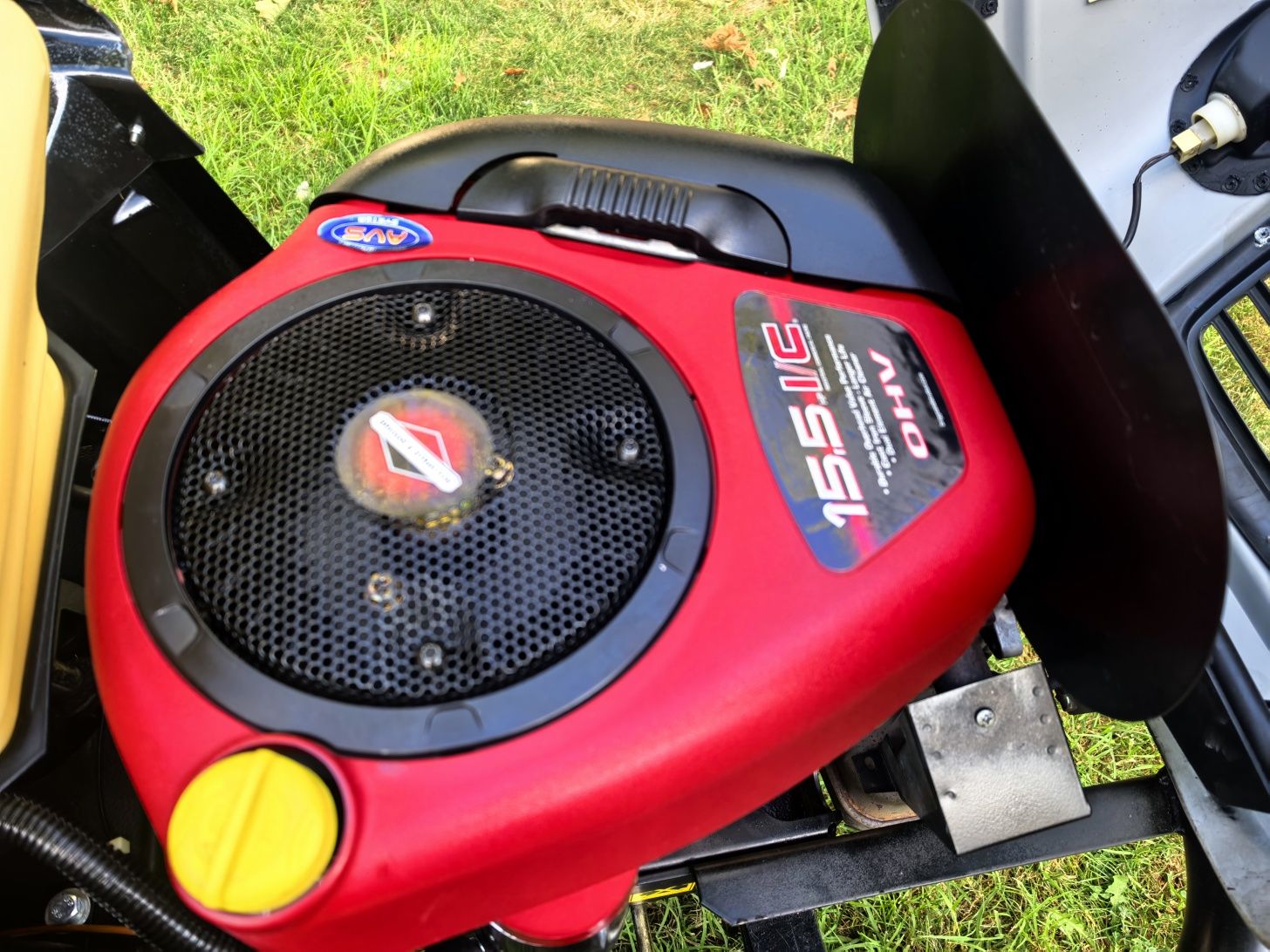 LAWN BOSS 6015H Тракторна косачка Трактор 15,5 к. с