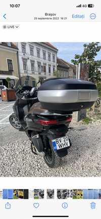 Scooter PIAGGIO  11.000 km MP3 FACELIFT  ABS/ASR cu permis car B