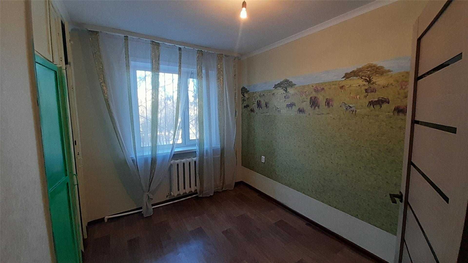 Продам 3 комн квартиру по ул Абая на 5 мкр, расмотр обмен!