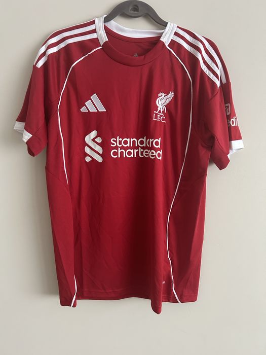 Liverpool,Barcelona home kit