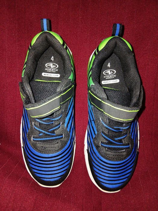 Из США кроссовки  George Boys' Lines