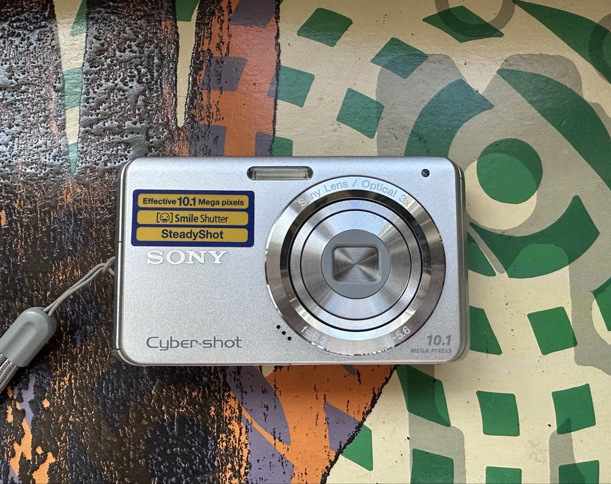 sony cybershot dsc w180 steadyshot retro digital camera