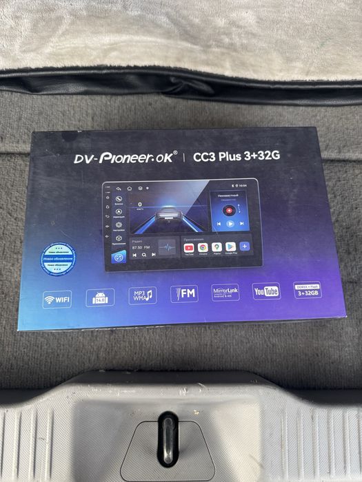 Андроид не новый но в работчем отличном состоянии !