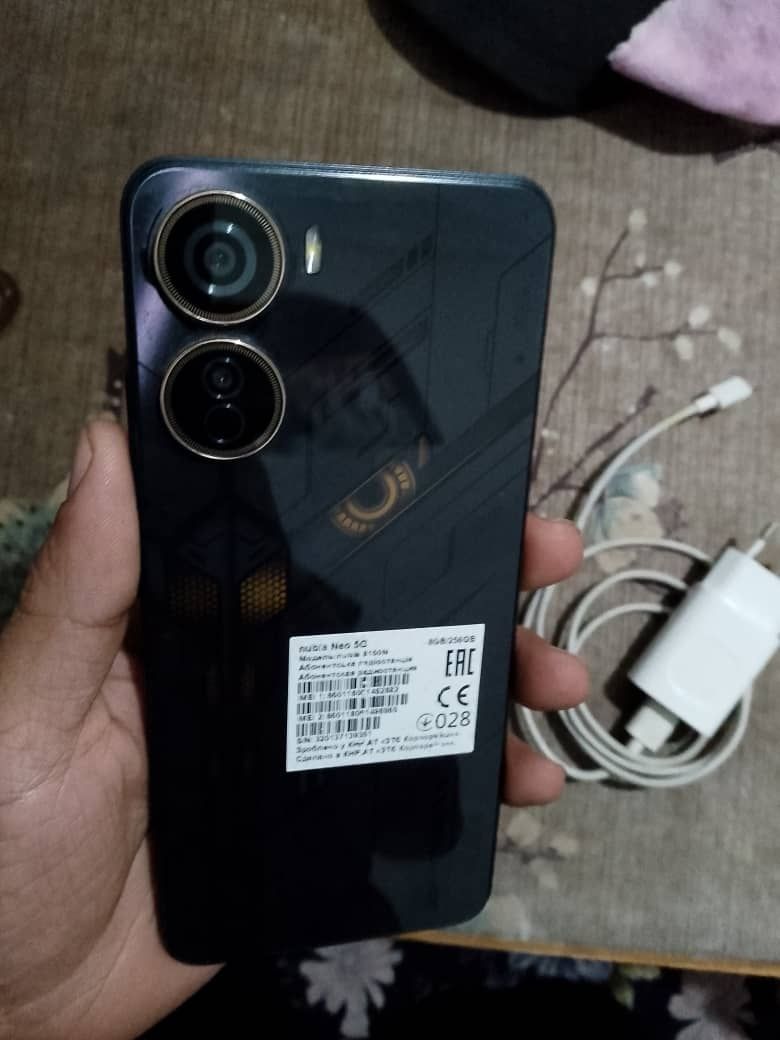 ZTE Nubia neo 5g igravoy