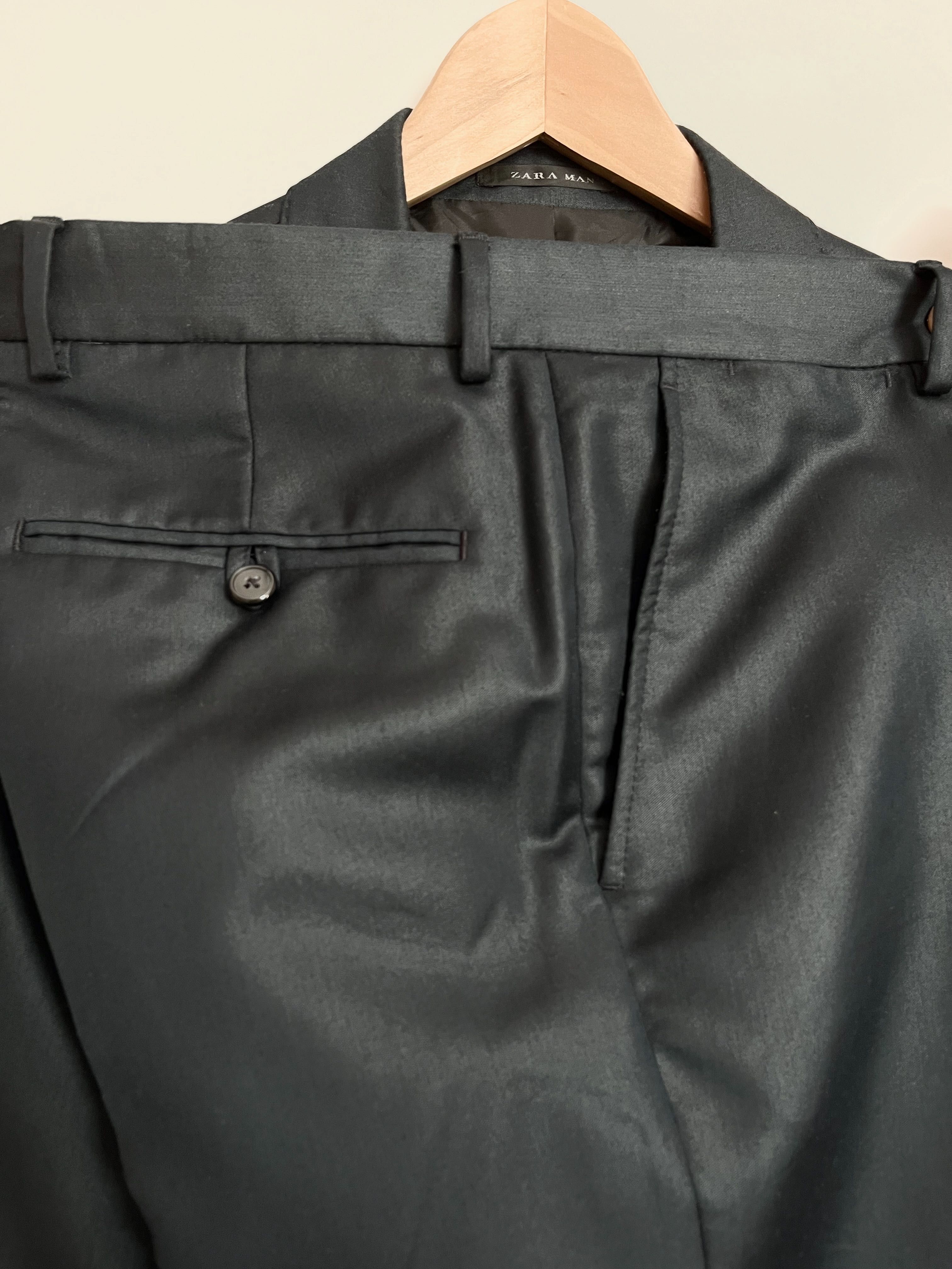 Costum ZARA MAN - (pantaloni-40 si sacou-48) - purtat o singura data!