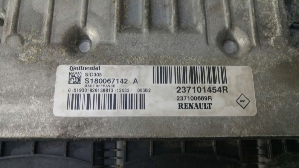 Ecu calculator motor 1.5 dci renault megane 3 237101454r 237100669r s180067142a