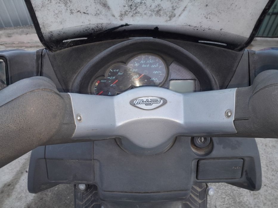 Motor malaguti 250