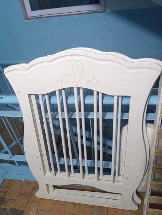 Манеж, кроватка для малыша