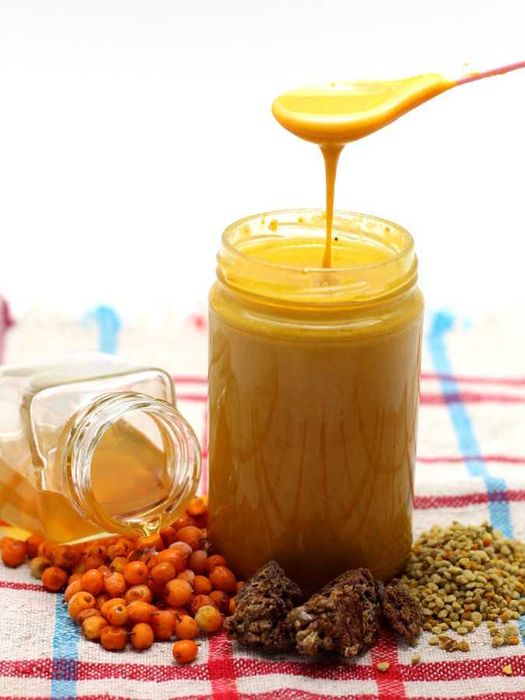 Mix de imunitate cu miere, polen, propolis si catina