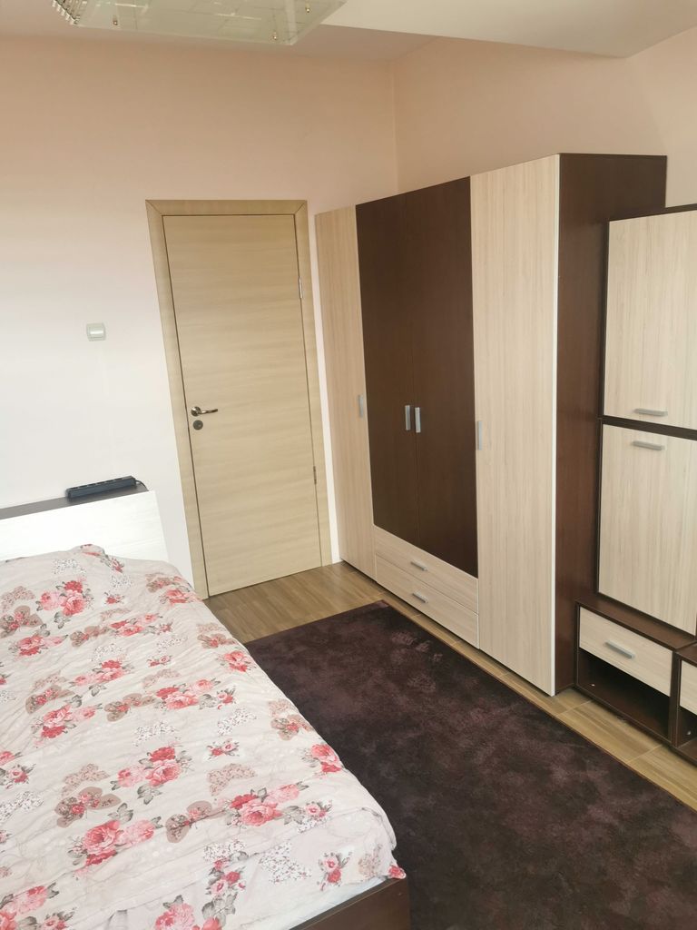 Продава се Тристаен апартамент в София, Зона Б-18 - 72 кв.м за 2431 €/кв.м - Снимка #3