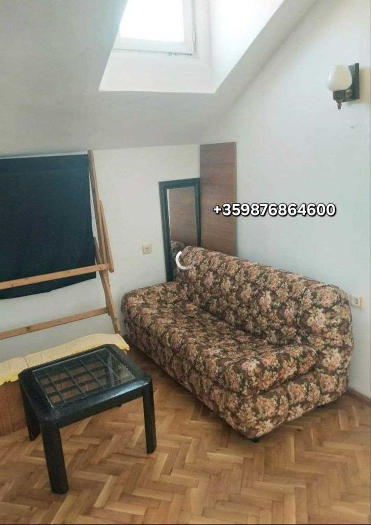 Дава се под наем Къща в Варна, Център - 200 кв.м за 1400 € - Снимка #21