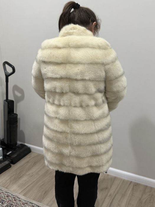 Норковая шуба цельная